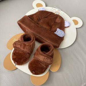 Baby Hat & Booties Set by Wander + Dream